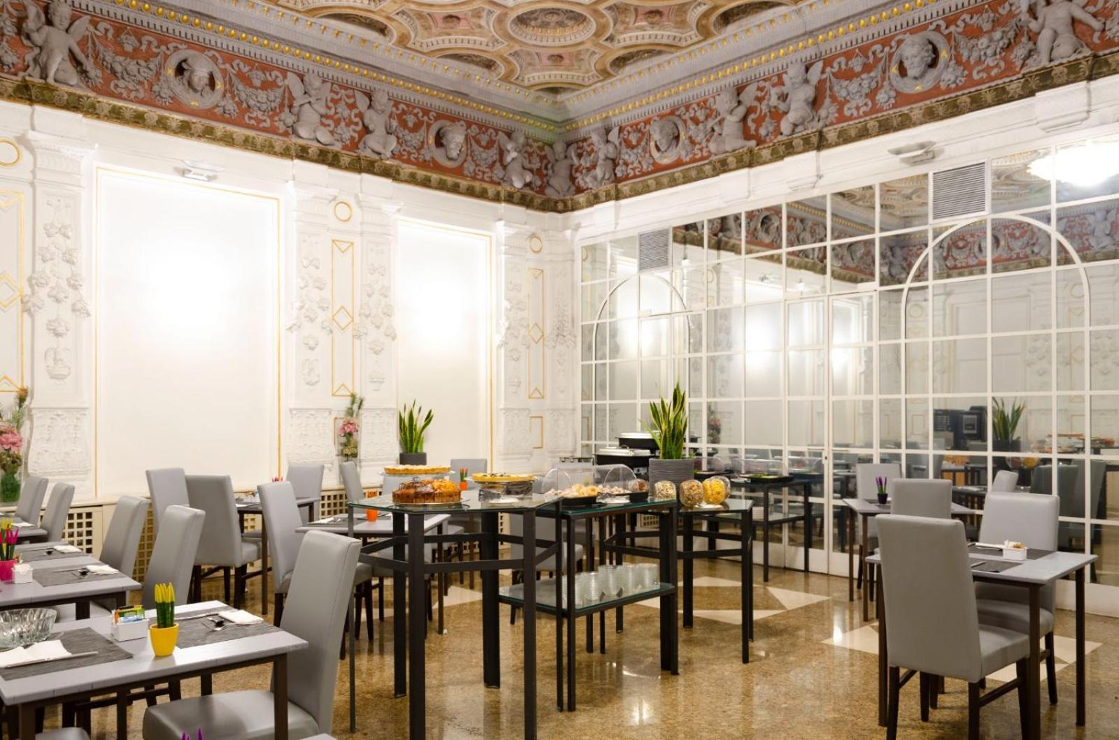 Hotel Traiano Rom Exteriör bild