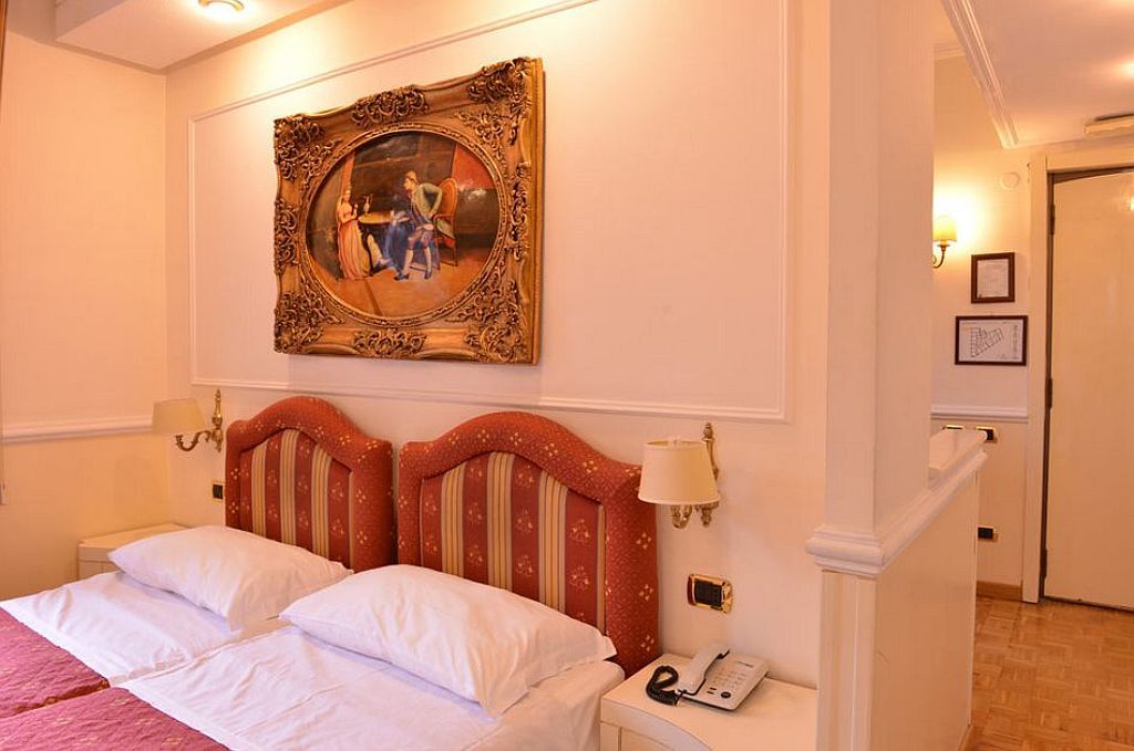 Hotel Traiano Rom Exteriör bild