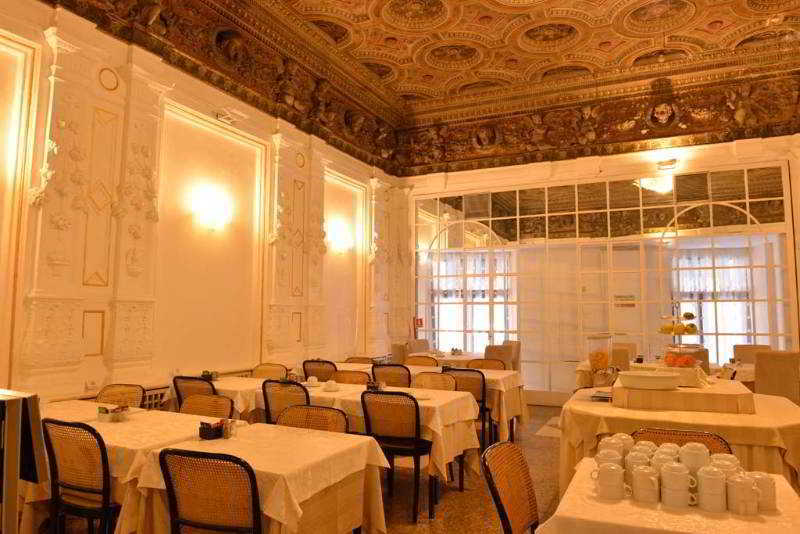 Hotel Traiano Rom Exteriör bild